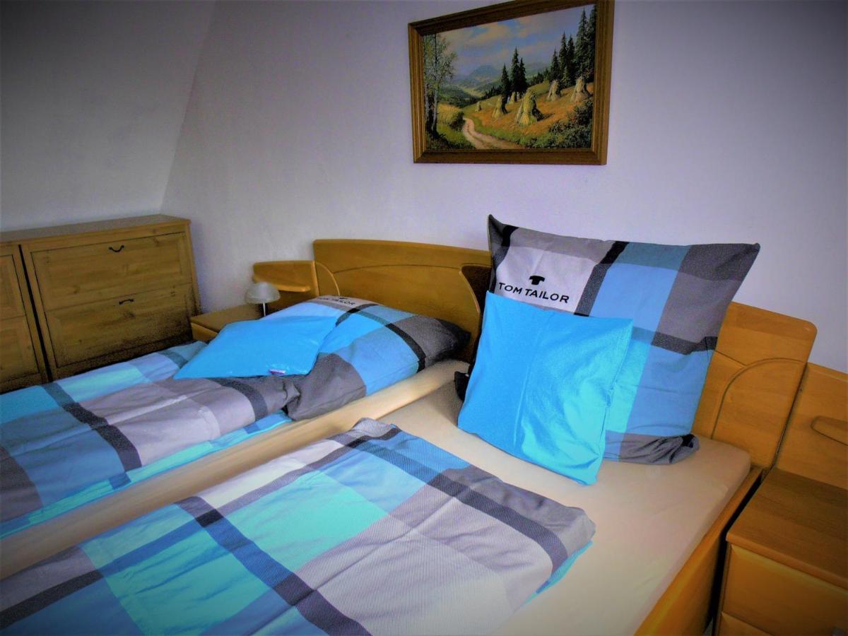 Familienfreundliches Ferienhaus Mit 3 Schlafzimmern Oldisleben Dış mekan fotoğraf
