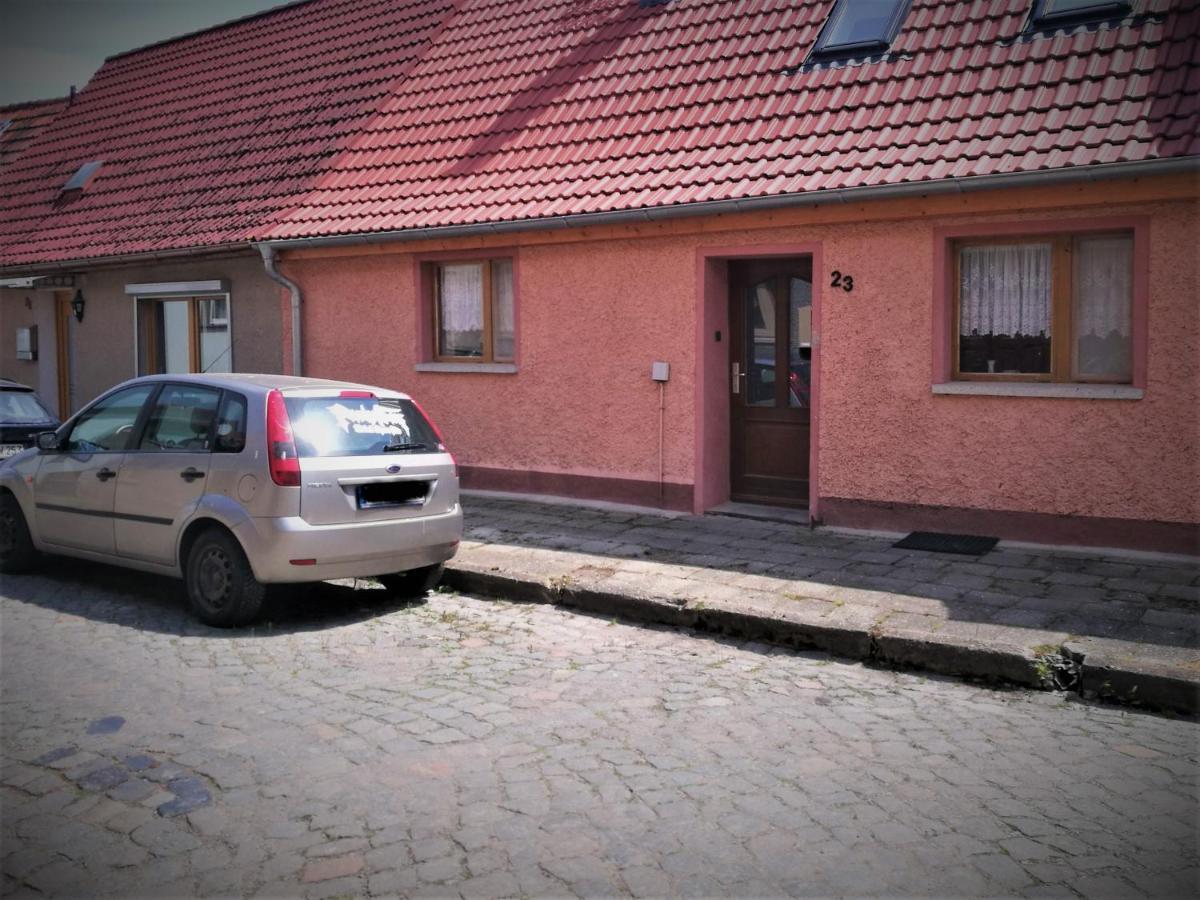 Familienfreundliches Ferienhaus Mit 3 Schlafzimmern Oldisleben Dış mekan fotoğraf