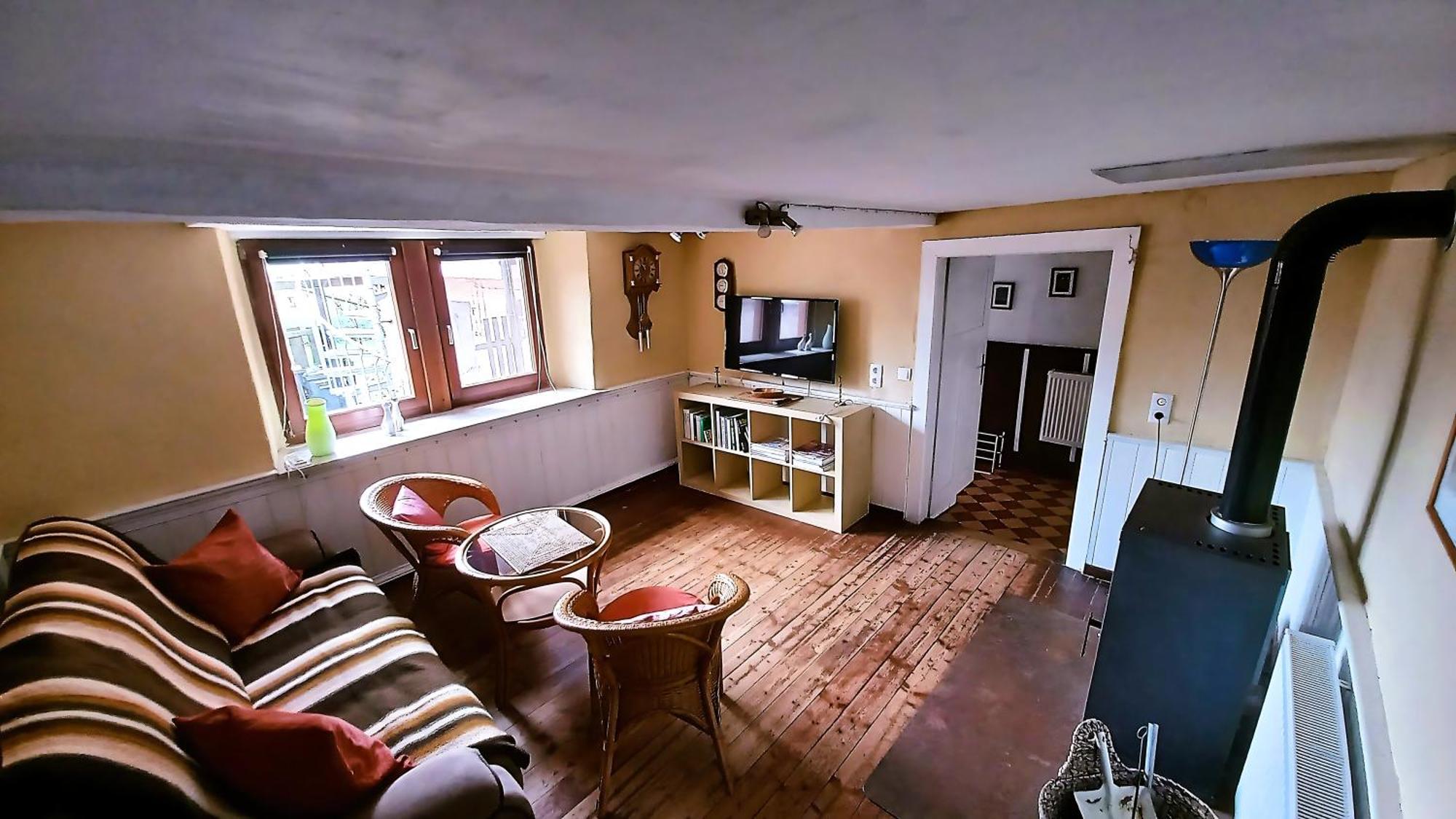 Familienfreundliches Ferienhaus Mit 3 Schlafzimmern Oldisleben Dış mekan fotoğraf